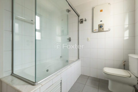 Image 14 - 1017242