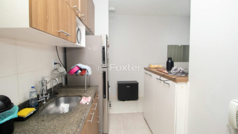 Image 21 - 1017256
