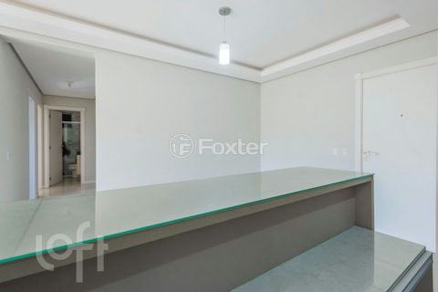 Image 2 - 1017309