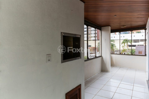 Image 2 - 1017323