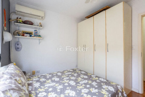 Image 10 - 1017341
