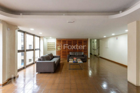 Image 28 - 1017341