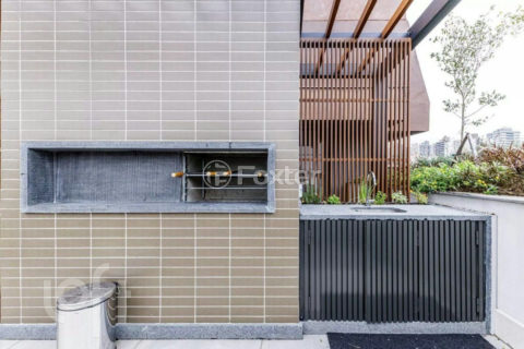 Image 35 - 1017344