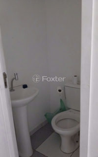 Image 11 - 1017345