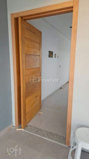 Image 39 - 1017357