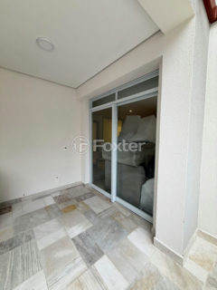 Image 17 - 1017359