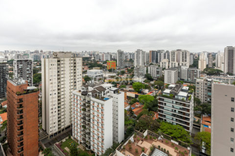 Image 15 - 1017373