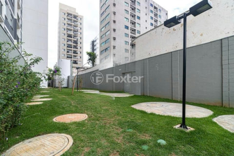 Image 9 - 1017383