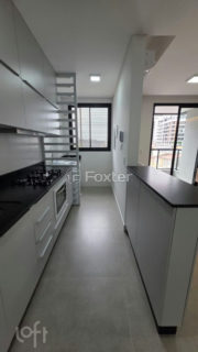 Image 23 - 1017390