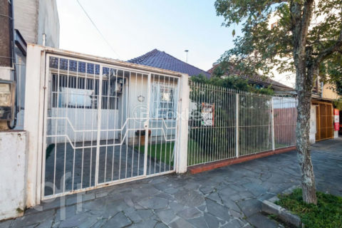 Image 31 - 1017402