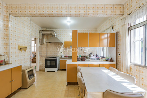 Image 43 - 1017403