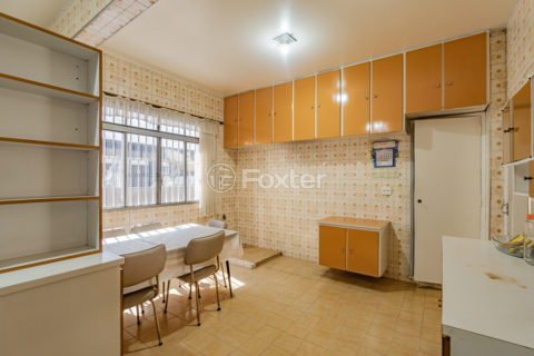 Image 38 - 1017403