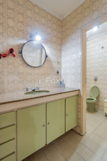 Image 34 - 1017403