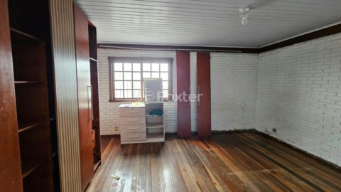 Image 21 - 1017404