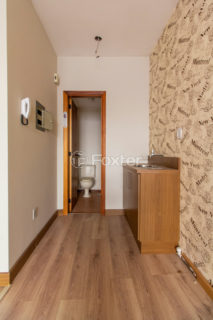 Image 8 - 1017406