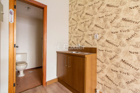 Image 9 - 1017406
