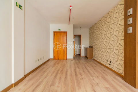 Image 4 - 1017406