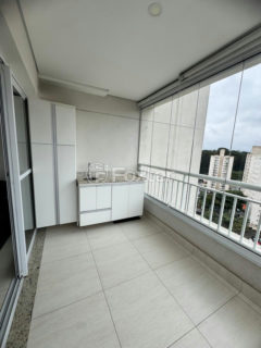 Image 21 - 1017421