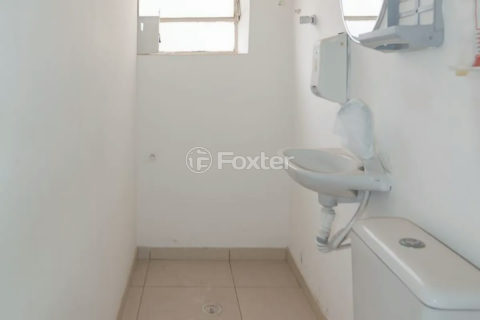 Image 17 - 1017433