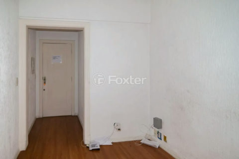 Image 11 - 1017433