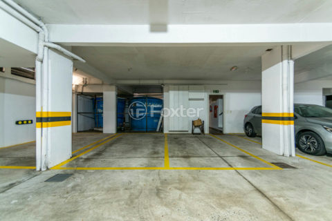 Image 22 - 1017434