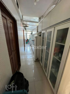 Image 33 - 1017442
