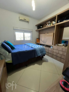 Image 20 - 1017442