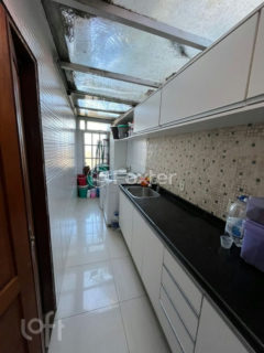 Image 32 - 1017442