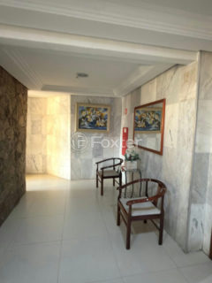 Image 2 - 1017451