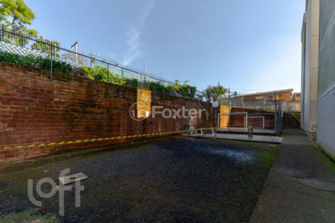 Image 24 - 1017453