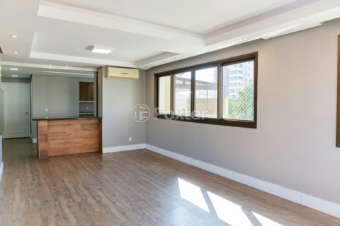 Image 3 - 1017457