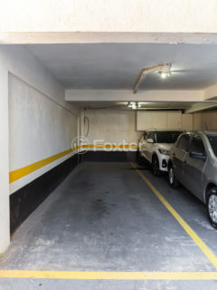 Image 33 - 1017457