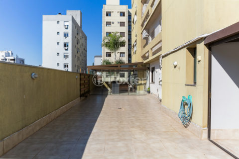 Image 31 - 1017457