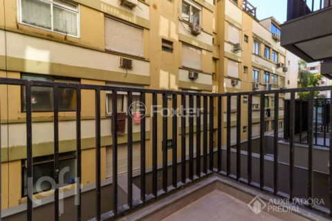 Image 8 - 1017472