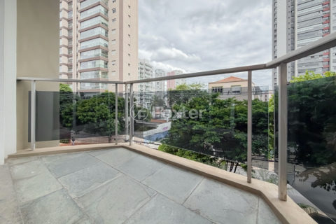 Image 4 - 1017477