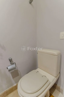 Image 43 - 1017499