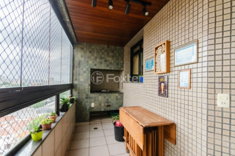 Image 4 - 1017499