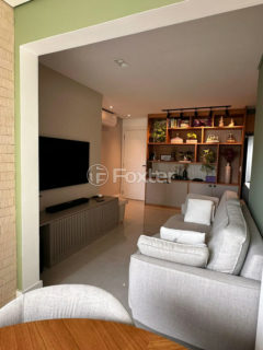 Image 3 - 1017502