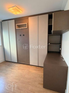 Image 29 - 1017514
