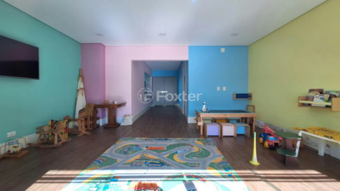Image 38 - 1017545
