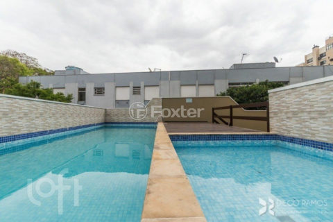 Image 23 - 1017547