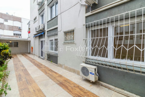 Image 29 - 1017549