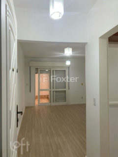 Image 3 - 1017571
