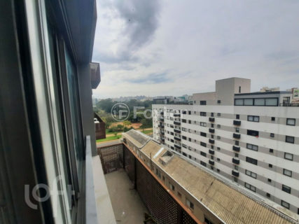 Image 3 - 1017582