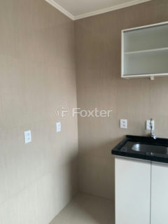 Image 11 - 1017608