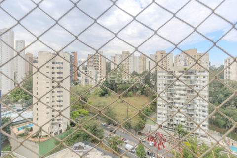 Image 10 - 1017617