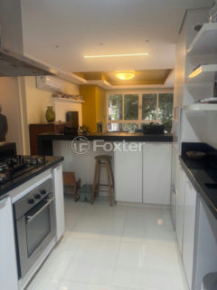 Image 1 - 1017619