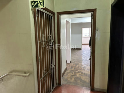 Image 10 - 1017622