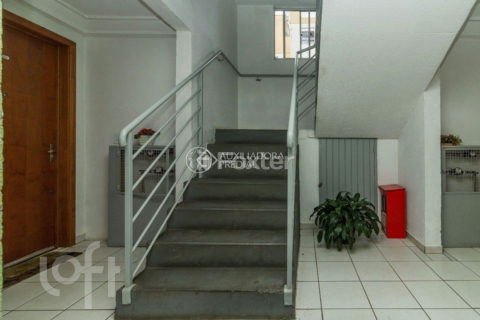 Image 23 - 1017632