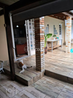 Image 23 - 1017651